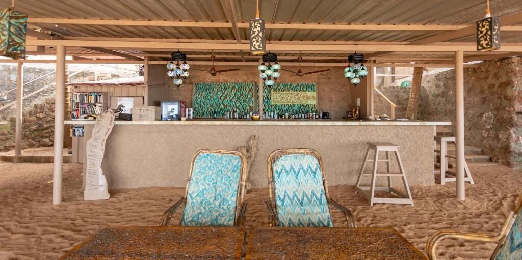 Chambre Double Deluxe, balcon, vue mer | Bar (sur place)