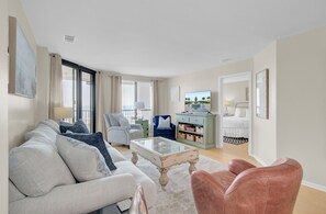 Smart TV - Ocean-View Condo + Pool Access + Golf + Trails in Wild Dunes | 411 Summerhouse (Isle Of Palms)