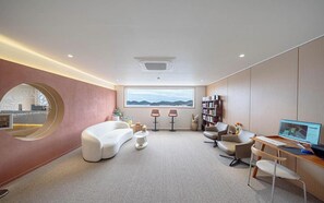 Business centre - BROWN DOT HOTEL Tongyeong Jukrim (Tongyeong-si)