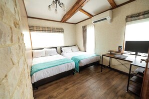 2 bedrooms, desk, free WiFi, bed sheets - Entire building available for rent Okinawas tr / Miyakojima City Okinawa (Miyakojima City)