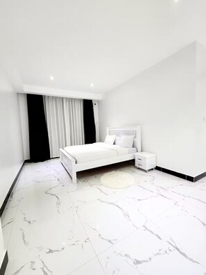5 bedrooms, WiFi, wheelchair access