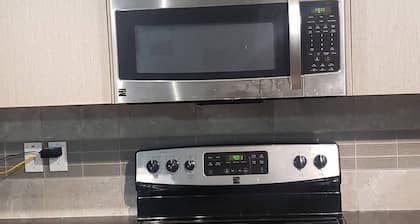 Cozy Private Room with Full Facilities in Lethbridge