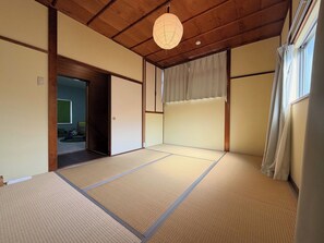 Interior - Ideal for family groupsUp to 10 peopleFree parki / Sumoto City Hyōgo (Sumoto City)