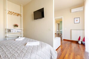1 chambre, fer et planche à repasser, Wi-Fi gratuit