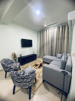 Living area - Fassat premium homes (765J+RM Dar es Salaam)