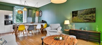 Large T4 Chic & Spacious - 3 bedrooms - 3 BATHROOMS - Center & Voie Verte