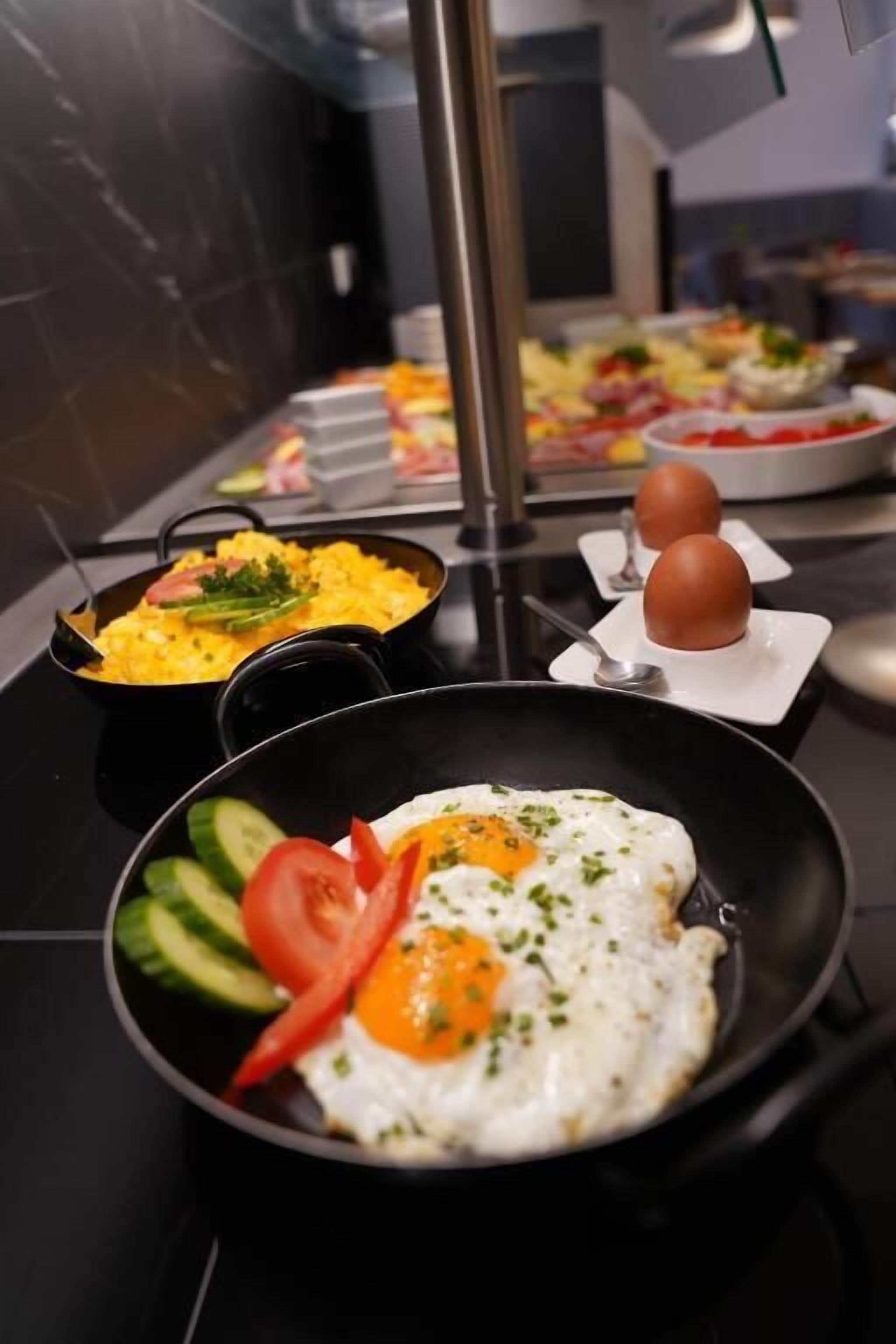 อาหารเช้าแบบบุฟเฟต์