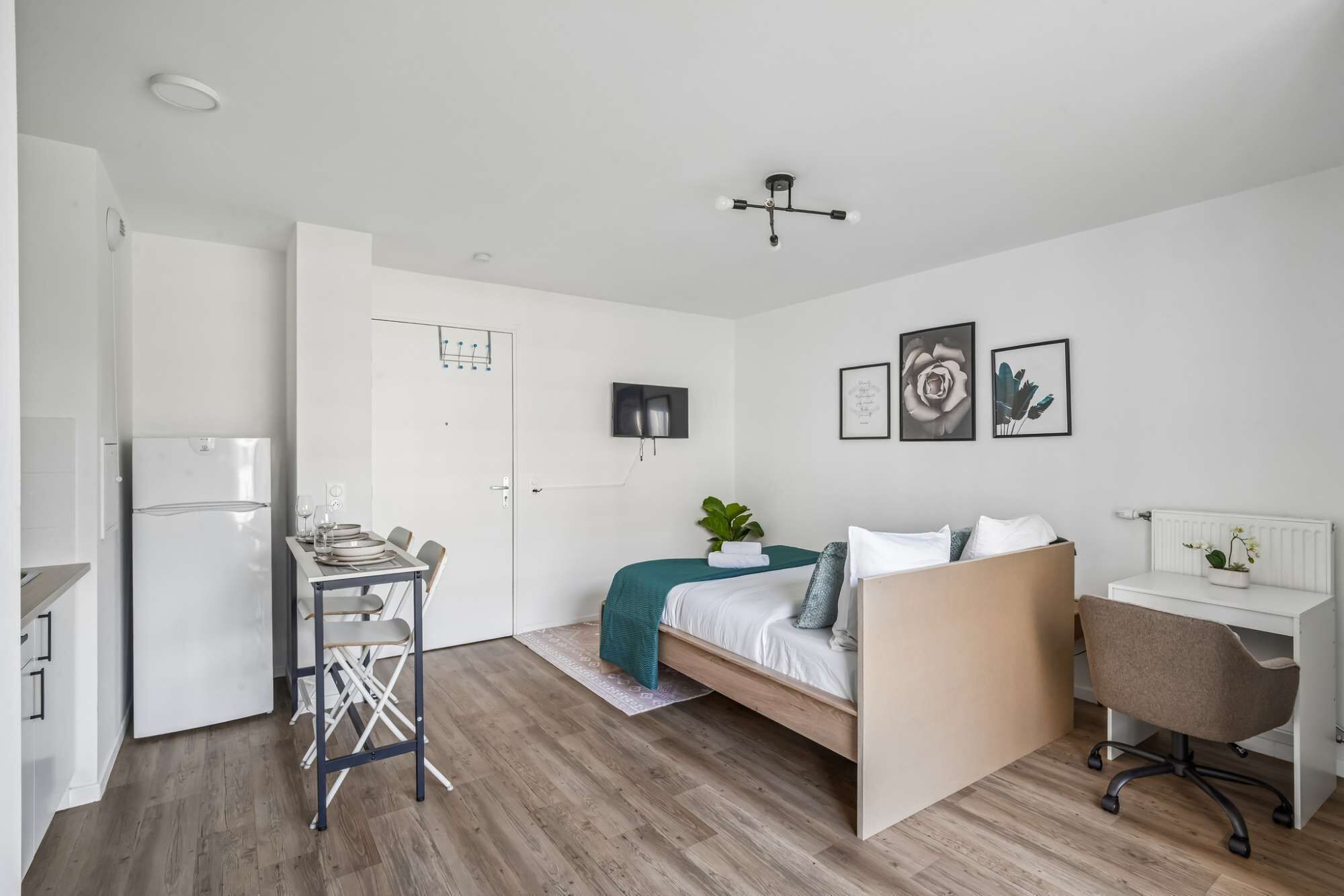 2 Schlafzimmer, Bügeleisen/Bügelbrett, WLAN, Bettwäsche
