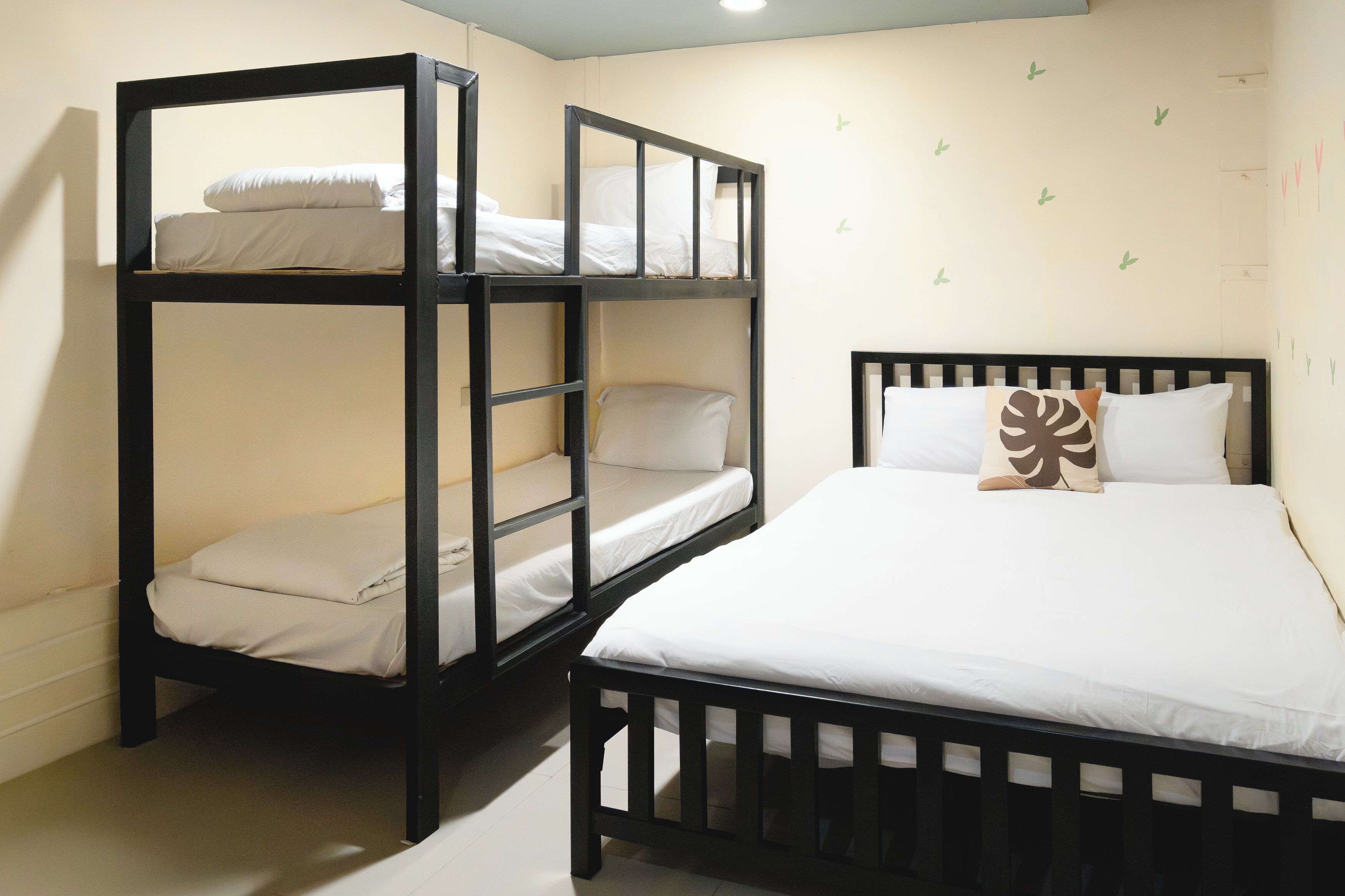 Family Room, Private Bathroom