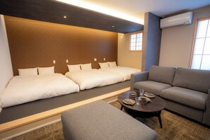Deluxe Triple Room, Non Smoking, Balcony - THE NINE STATES HOTEL TOJINMACHI (Fukuoka)
