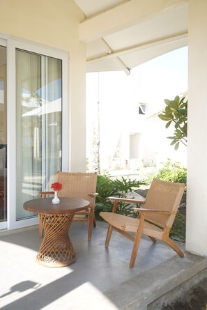 Twin Room, Garden View | Outdoor dining - Grand Luxcamp Pangandaran (Pangandaran)