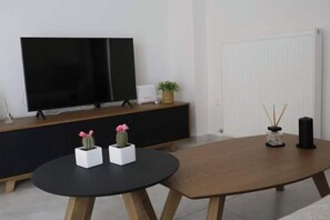 Interior - City Brand New Flat-GF1 (GOUDI)