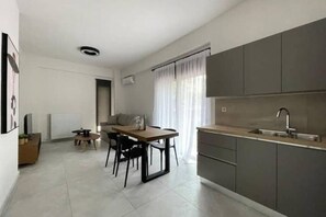 Interior - City Brand New Flat-GF1 (GOUDI)