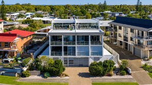 Exterior - The Lookout, TOP NOTCH (WOORIM)