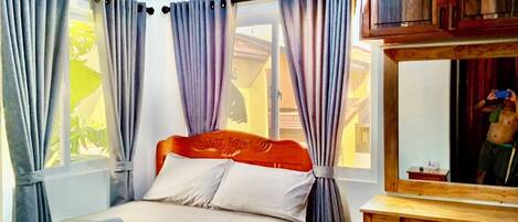 1 quarto, Wi-Fi de cortesia, roupa de cama