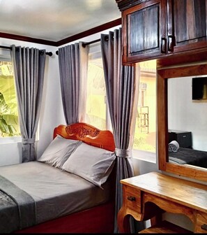 1 bedroom, free WiFi, bed sheets - Noah Bed&Breakfast 3 Private Room NEWHOME QUIET place to stay Solar No Blackouts (Puerto Princesa City)