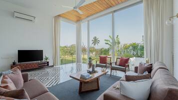 Villa, Balcony | Living area