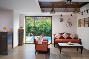 Lobby sitting area - Oxel town house (Oxel)