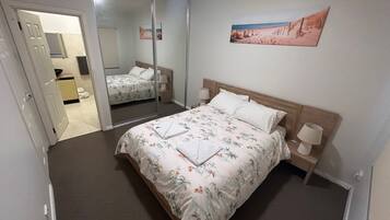 3 bedrooms, bed sheets