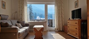 1 Zi.-Apartment in bester Lage mit Traumblick
auf das Zugspitzmassiv!