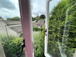 Interior - Cosy Pet Friendly Cottage for 6 in Hope Valley (Stoney Middleton)