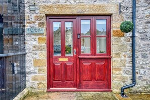 Exterior detail - Stylish Bakewell Cottage with Free Parking (Bakewell)