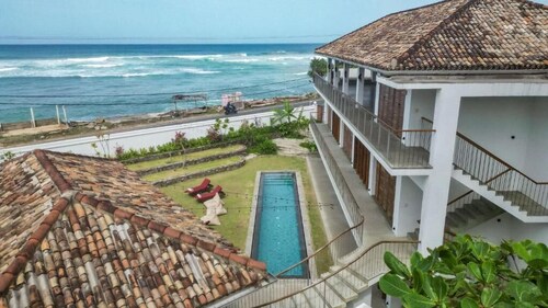 UNU Boutique Hotel