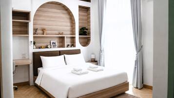 Superior Double Room | Laptop workspace, free WiFi, bed sheets