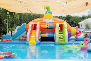 Pool - Dinnano (Khlong Thom)