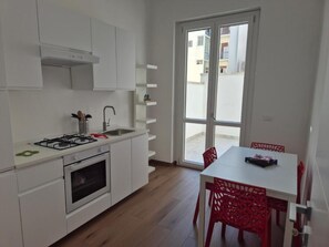 Apartment White 1 | Private kitchen - ReggioCalabriaCentro Apartaments (Reggio Calabria)