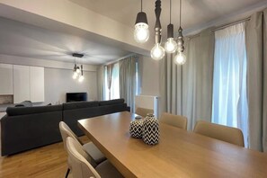 Dining - Athenean Pool Break (Voula)