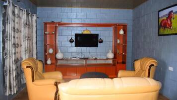 Family Villa, Garden View | Interior