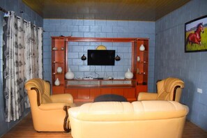 Family Villa, Garden View | Interior - Lalanasi Lodge (Ndaragwa)