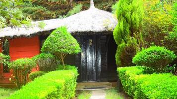 Chambre Double Classique, vue jardin | Extérieur