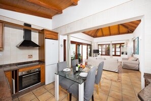 Villa - Villa Brisa del Mar 12 (La Oliva)