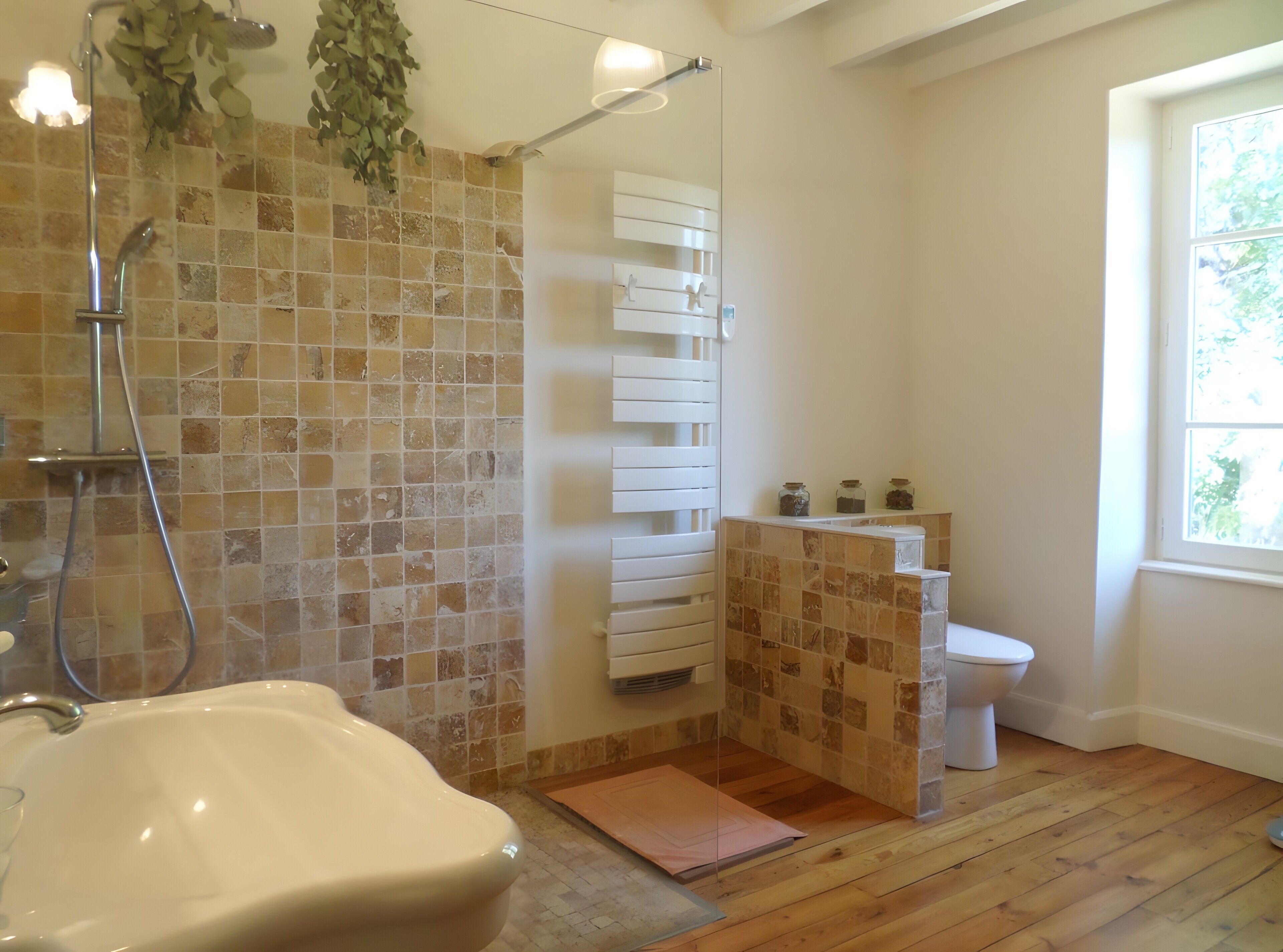 Dusche, Haartrockner, Handtücher