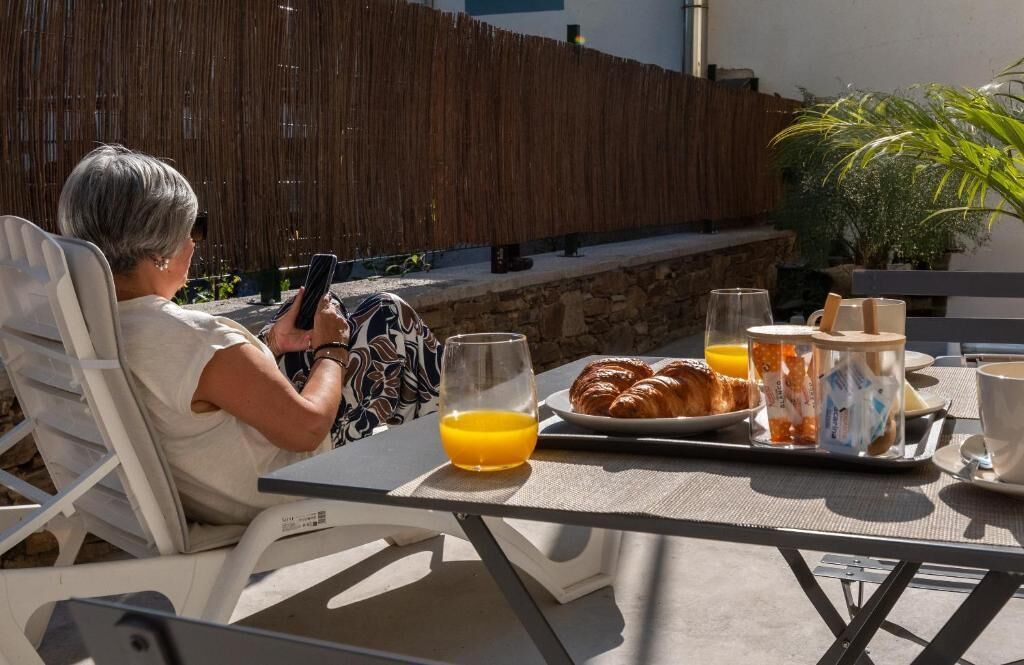 Studio, Mountain View | Outdoor dining