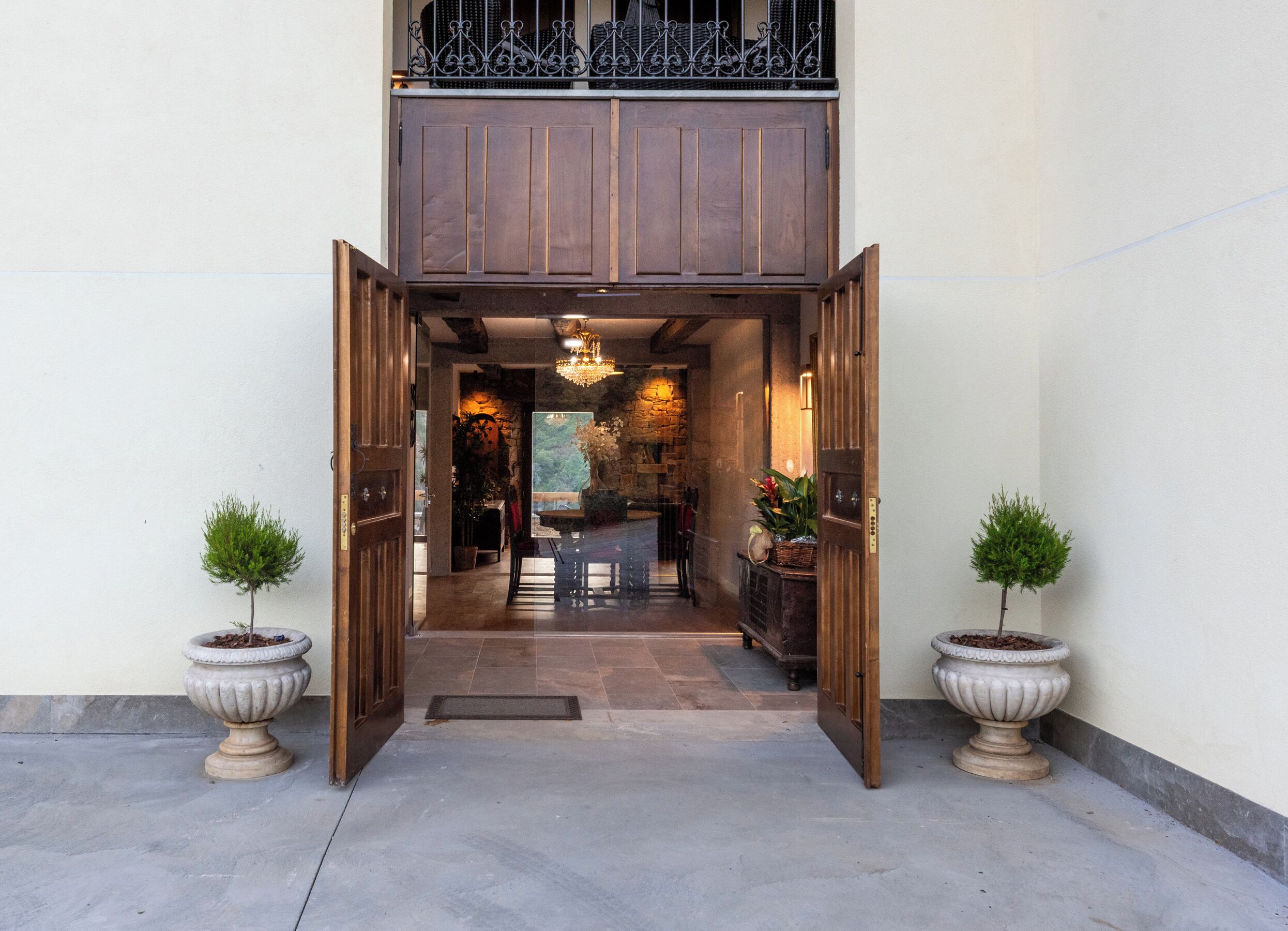 تفاصيل الفندق من الخارج