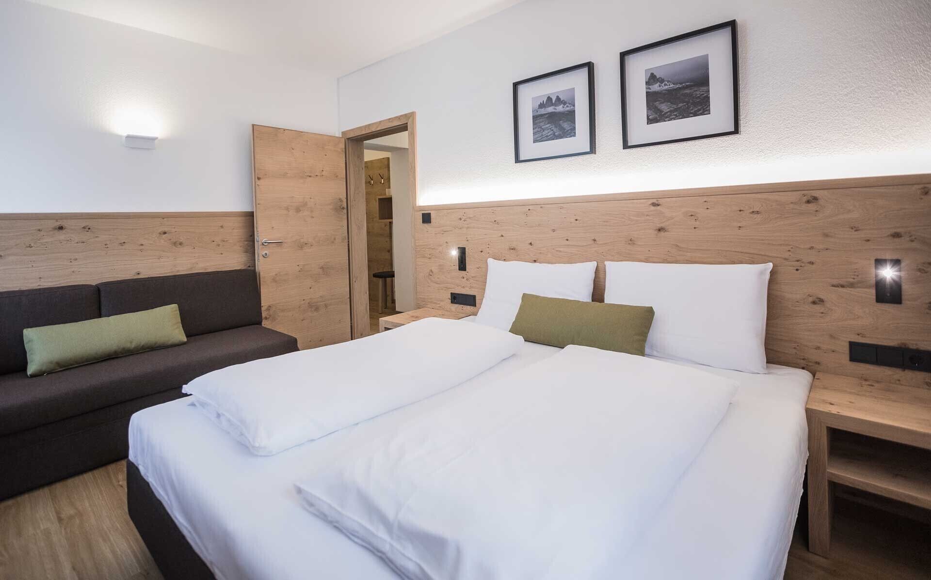3 bedrooms, WiFi, bed sheets