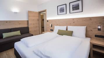 3 bedrooms, WiFi, bed sheets
