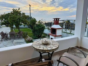 Ferienhaus, 3 Schlafzimmer, Kamin, Meerblick | Speisen im Freien