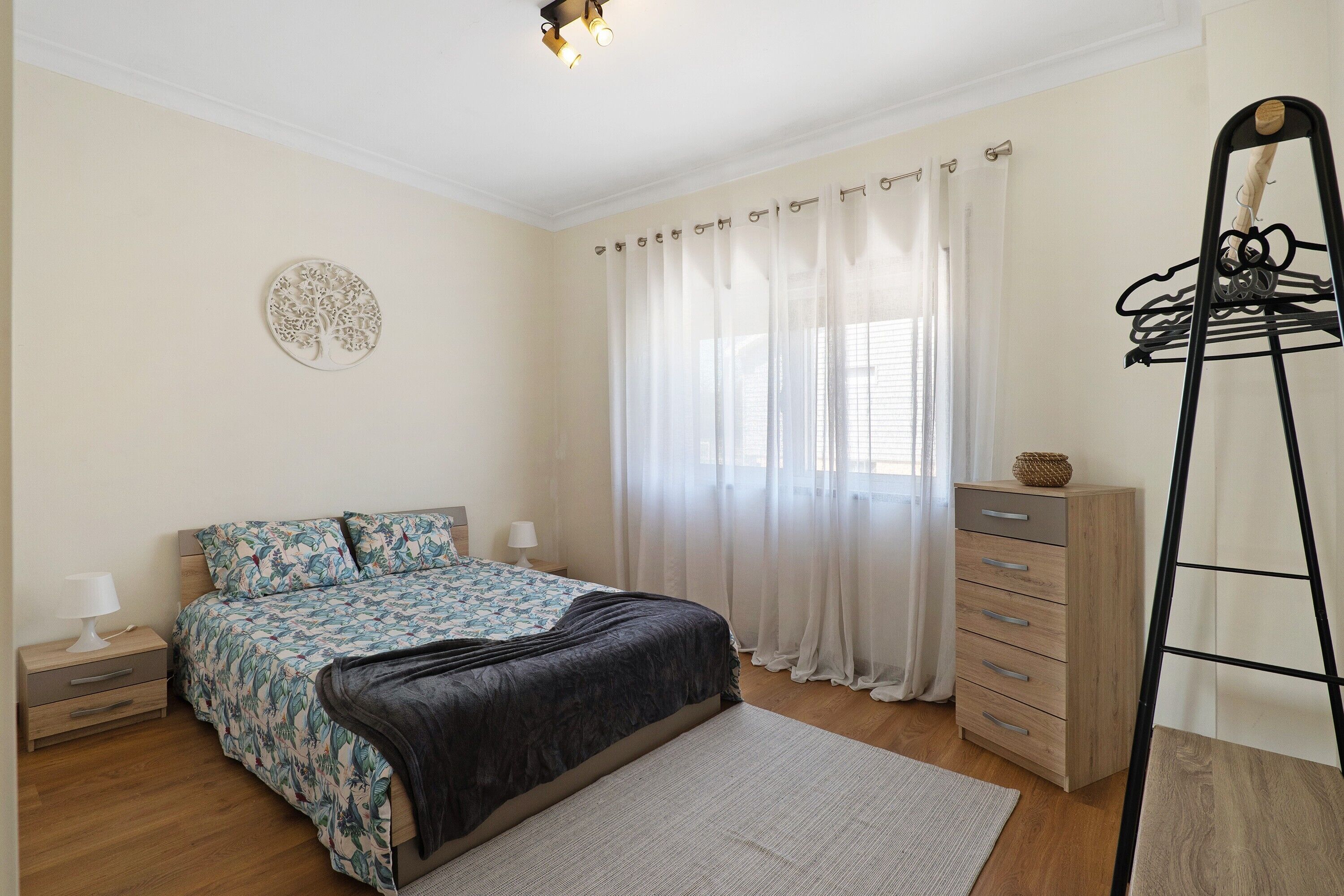 3 Schlafzimmer, Bügeleisen/Bügelbrett, WLAN, Bettwäsche