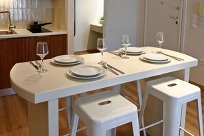 Dining - Local Suite 2 (Nea Moudania)
