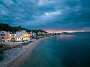 Beach nearby - Azzurro e Verde Double Room 2 (Nea Potidaia)