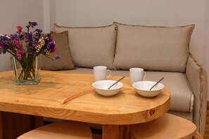 Interior - Local Suite 3 - Nea Moudania (Nea Moudania)