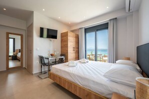 1 bedroom, WiFi, bed sheets - Azzurro e Verde Double Room 3 (Nea Potidaia)