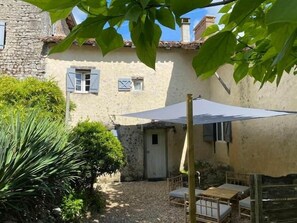 Property grounds - This delightful three bedroom cottage offers accommodation for up to six people. (Salles-Lavalette)