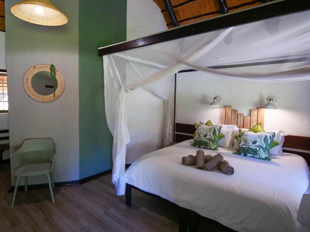Standard Double Room, Garden View | In-room safe, desk, WiFi (free)