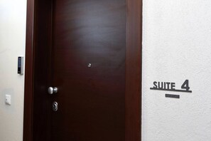 Interior - Local Suite 4 - Nea Moudania (Nea Moudania)