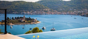 Breathtaking Villa Vis